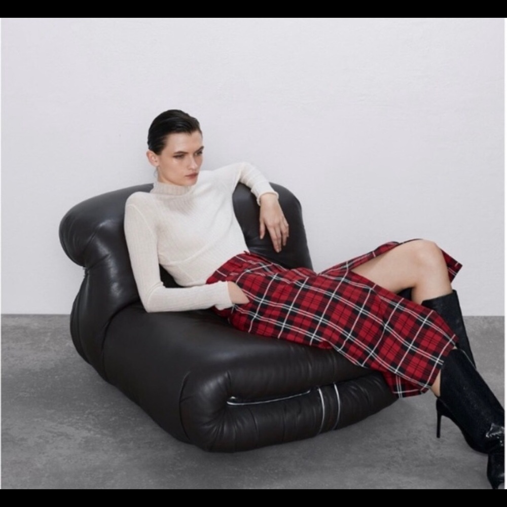 NWT Zara red plaid pencil skirt - XS